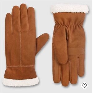 NWT Isotoner cognac women’s smart dri gloves❤️❤️❤️❤️